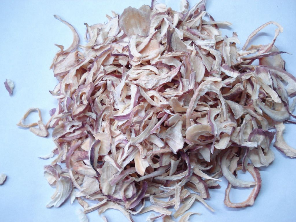 dehydrated red onion chop