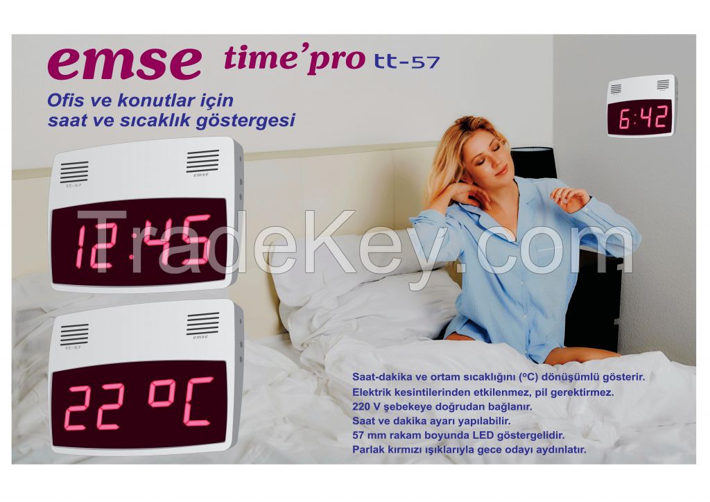 DIGITAL CLOCK and TEMPERATURE INDICATOR