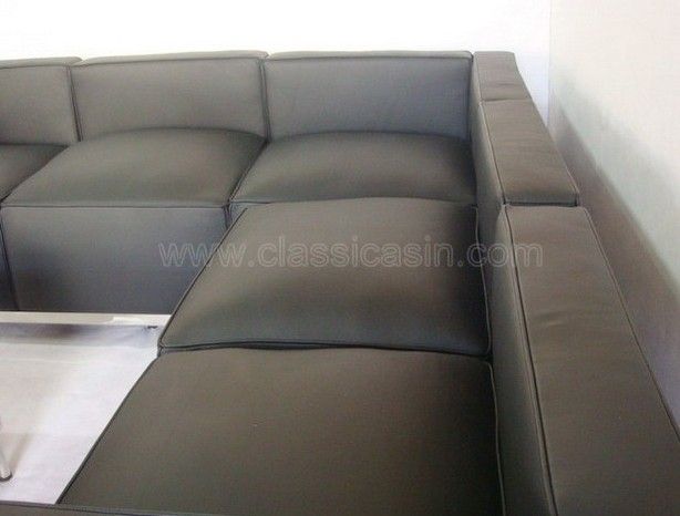 LC3 Grande Sectional Sofa 