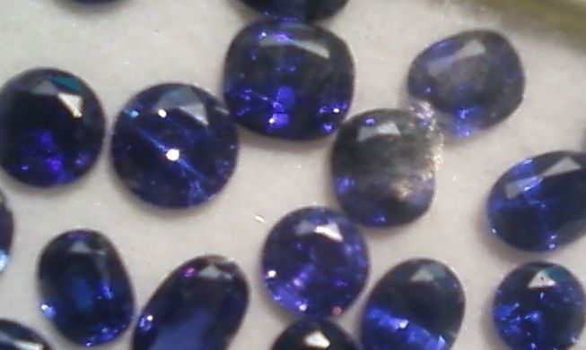 Tanzanite gems