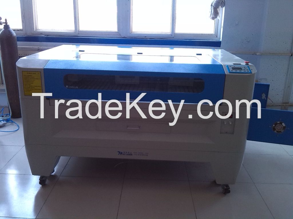 China Cheap Acrylic Wood CO2 laser engraving cutting machine price