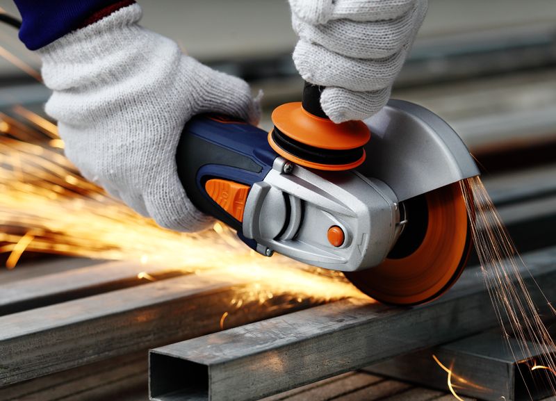 MAXPRO 125mm 750W Angle Grinder