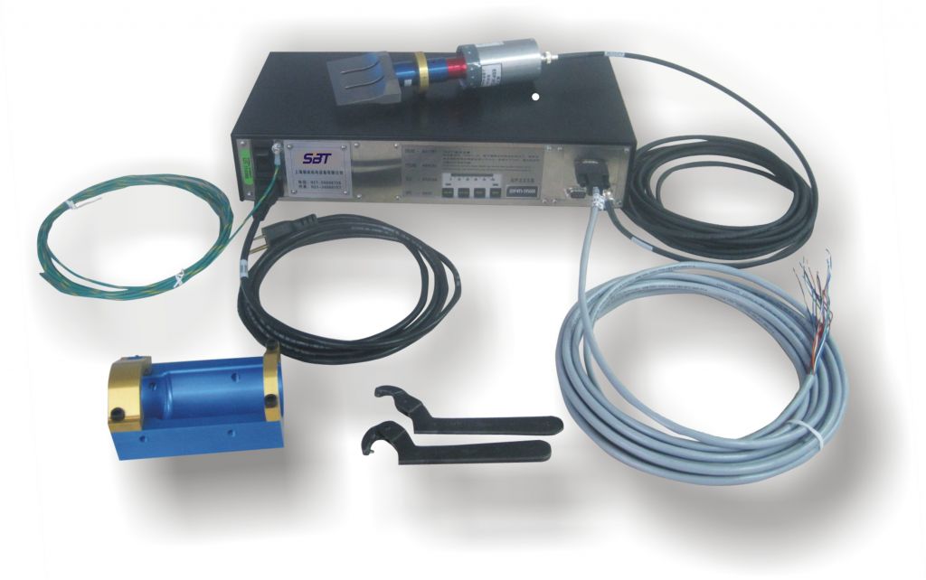 Ultrasonic Cutting System for Tire Making 