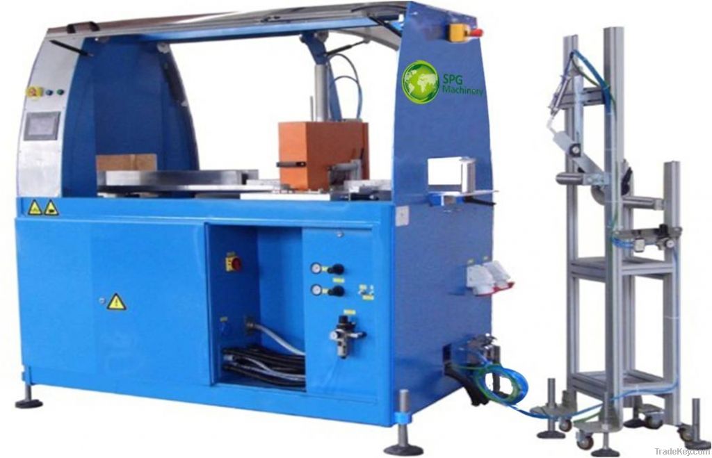 Precise cutting machine for extruder