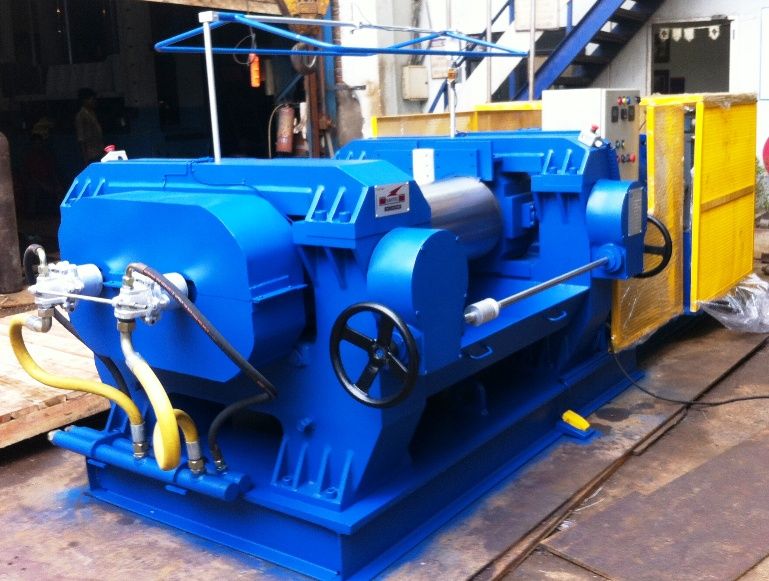 RUBBER MIXING MILL