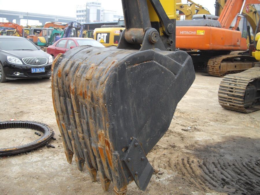 used excavator komatsu pc200-7