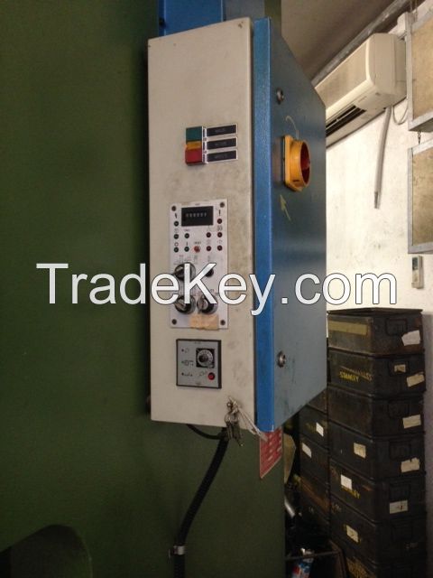 MECHANICAL PRESS C-RAME TONS. 150 BRAND OTI PRESSE