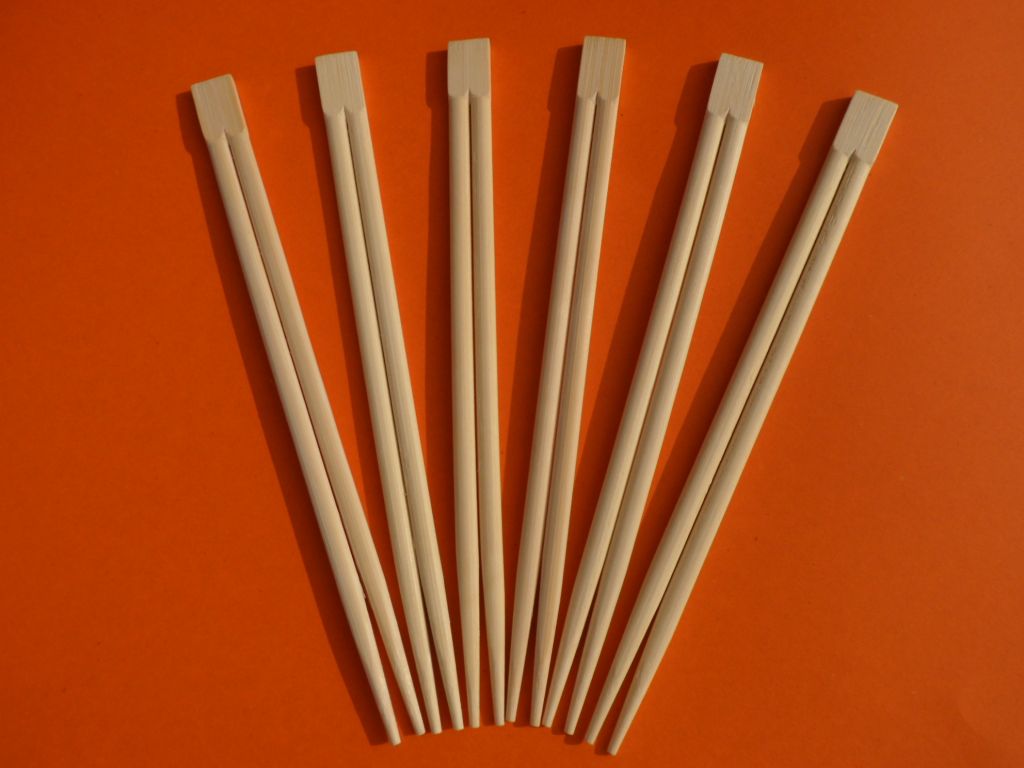 Disposable bamboo chopsticks