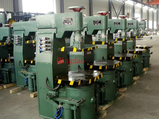 Molding machine