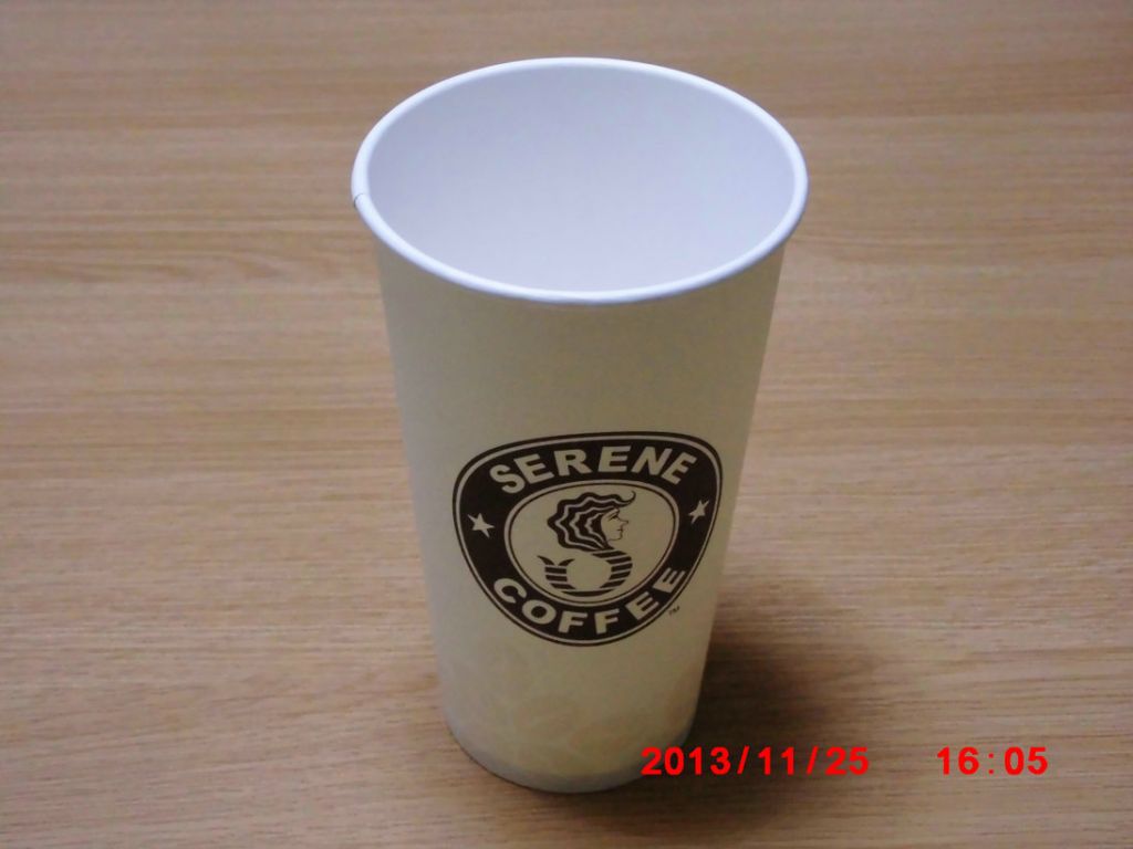 disposable paper coffee cups