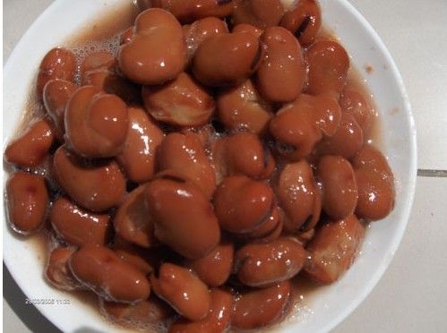 Canned broad bean in brine