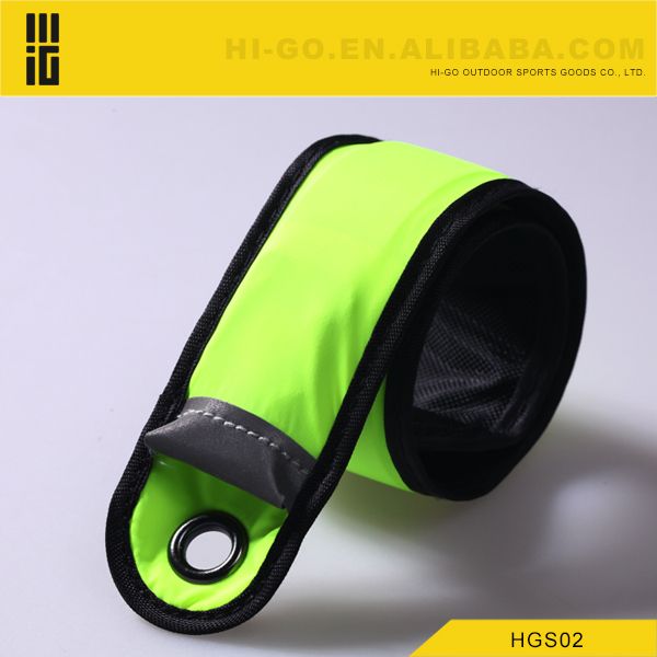 2014 fashion sports slap bracelet with light China manufacturer