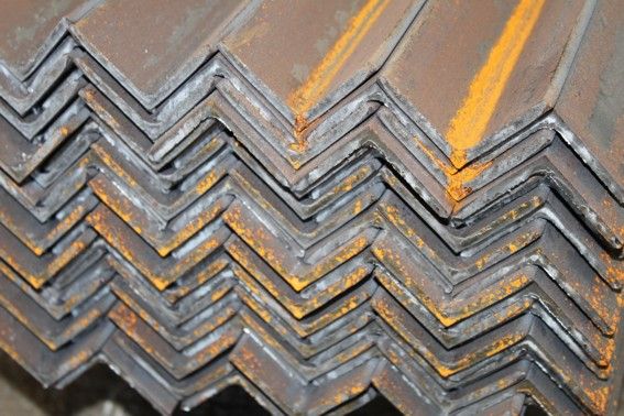 S 235/275 Steel Angles