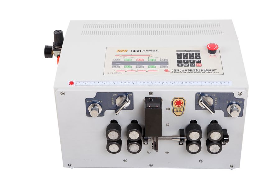 cable cutting and stripping machine DNB-136H