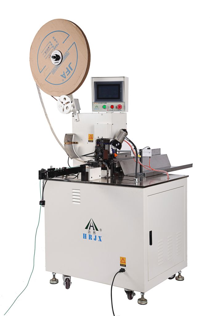Automatic terminal crimping machine 