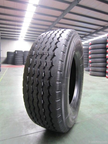 radial truck tire 385/65R22.5