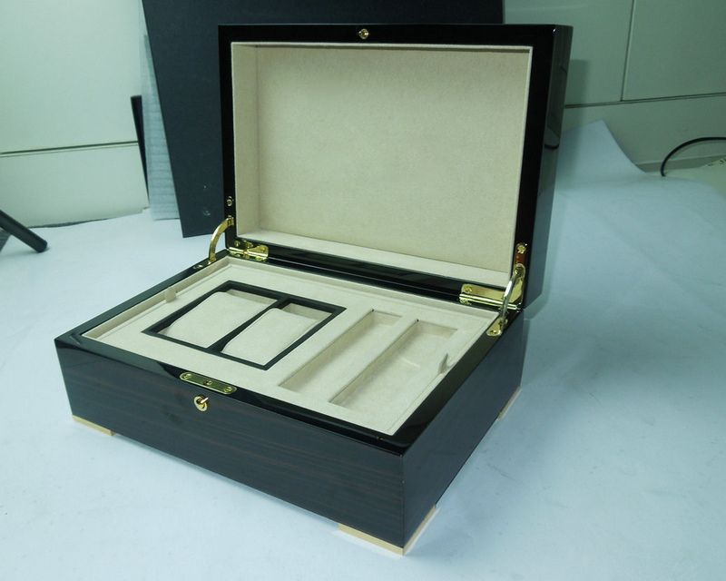 High-end  wooden watch box