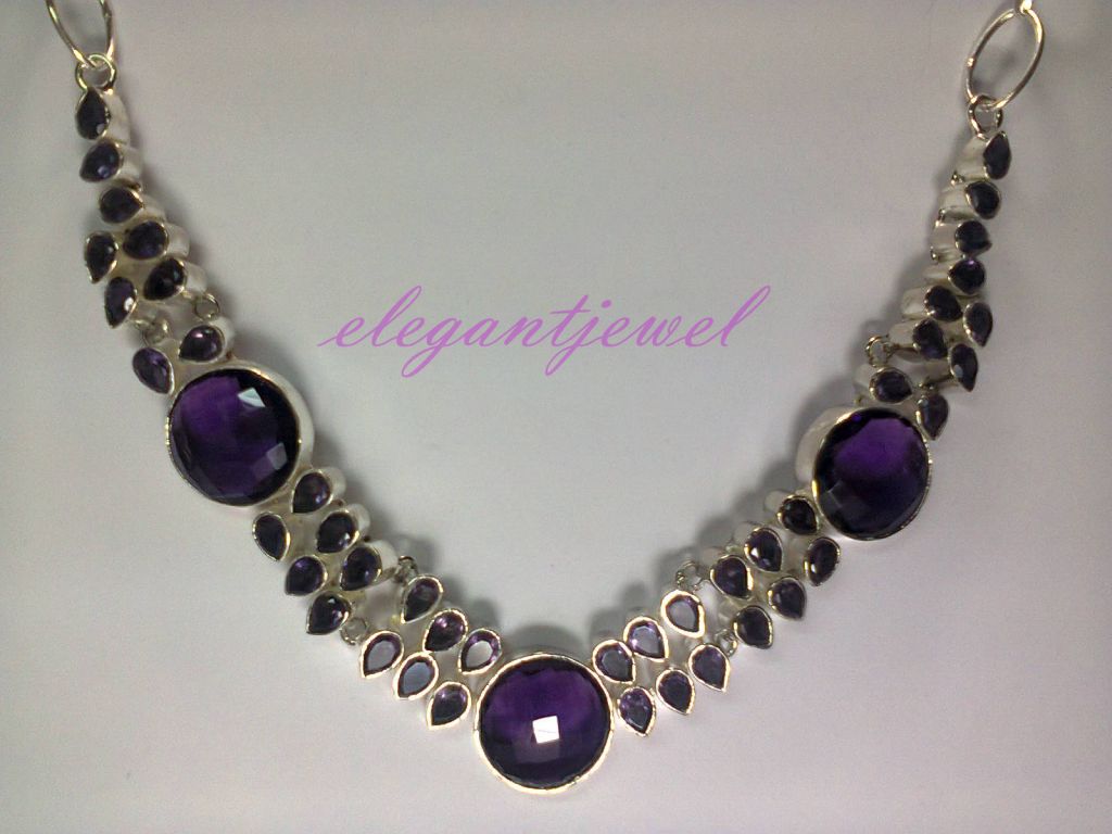 .925 Sterling Silver Rare Beautiful Amethyst Gorgeous Necklace