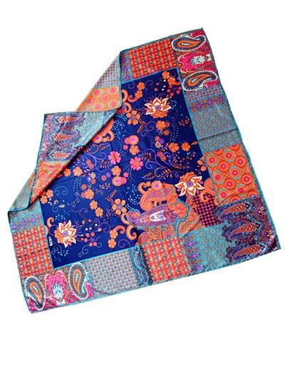 Scarf with Printed Design, Made of 100% Silk, Customized Designs are Accepted