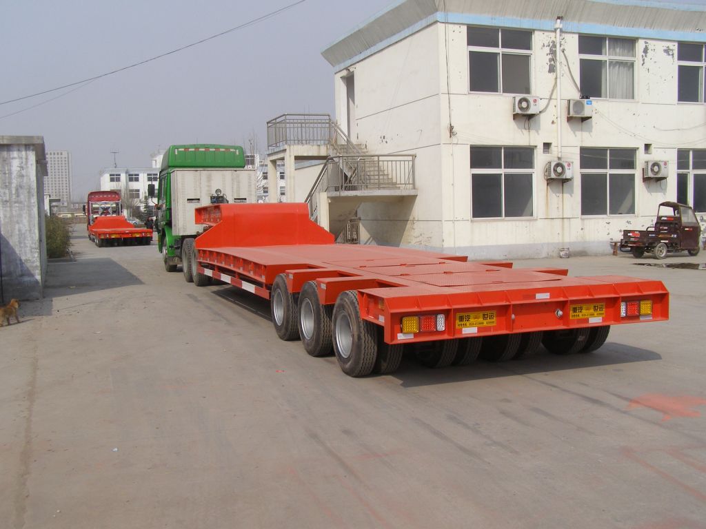 Low Bed Semi Trailer