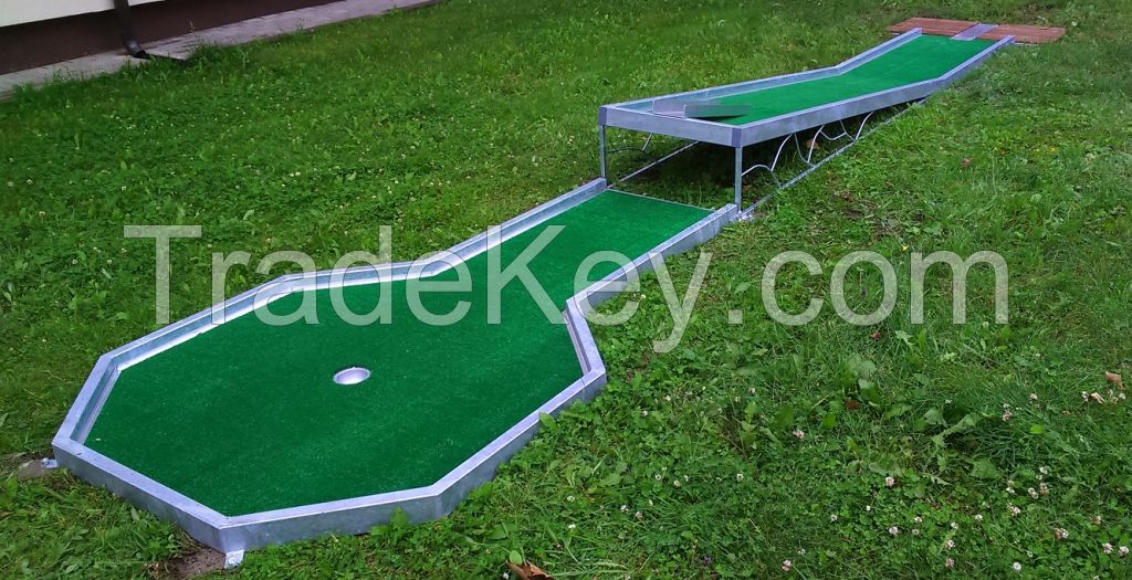 Metal frame mini golf course