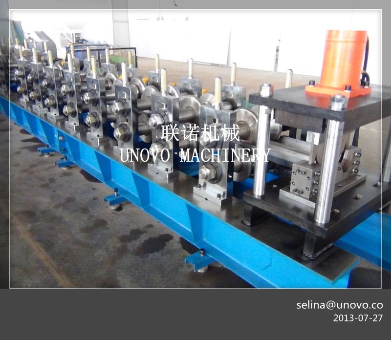 highway crash barrier roll forming machine