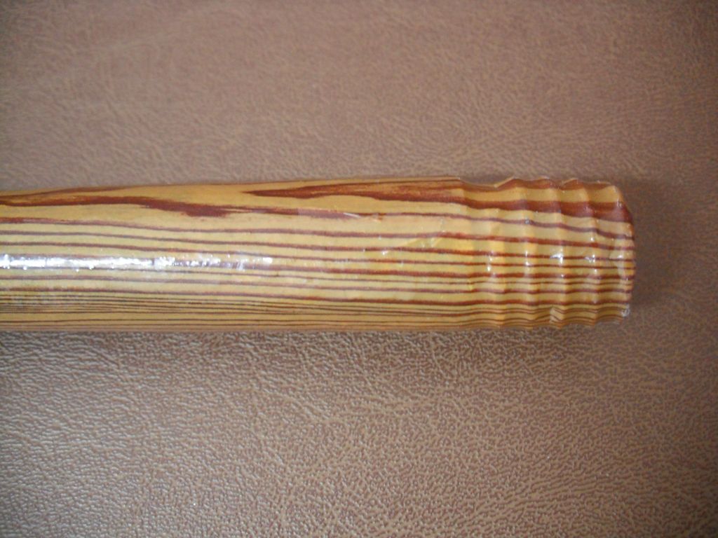 Vietnam Wooden Broom Handle with PVC coated