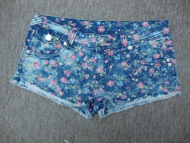 Ladies fancy print  hot short Jeans