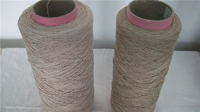 Polyester heat set twisted yarn