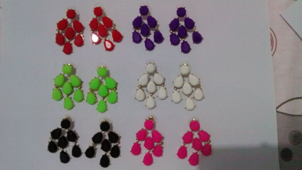 fashion Six colors resin earrings