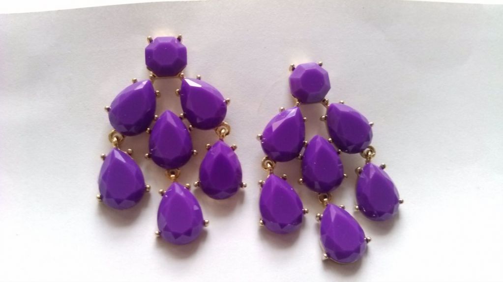 fashion Six colors resin earrings