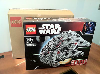 Lego Ultimate Millennium Falcon Star Wars Set 10179 UCS