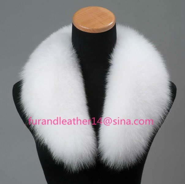 fur collar