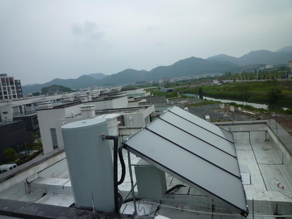 Cheapest most popular high quality low priceChina supplier flat panel solar water heater
