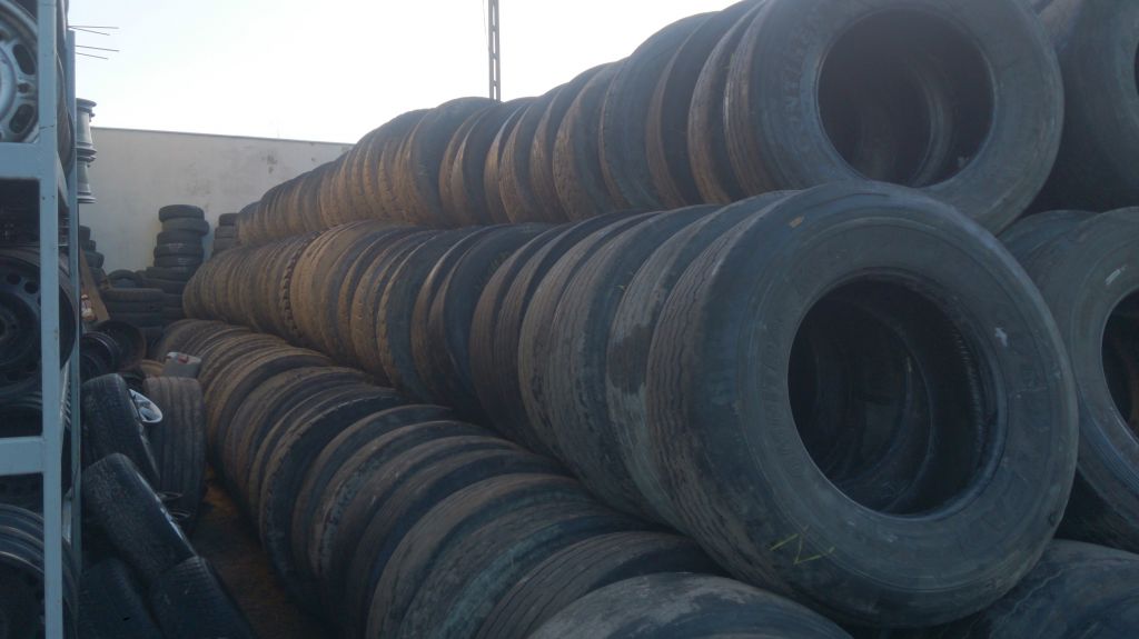 Used truck tires. All types and sizes.