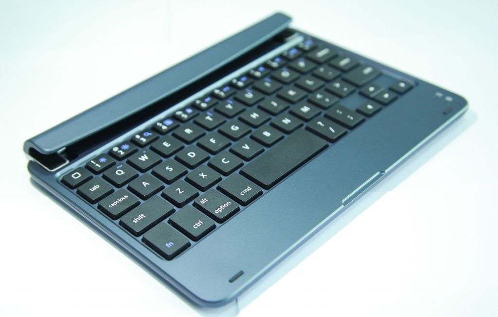 M9  bluetooth keyboard