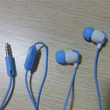 Good Stereo In-ear Earphone with Mic for Mobile Phone/MP3/PAD