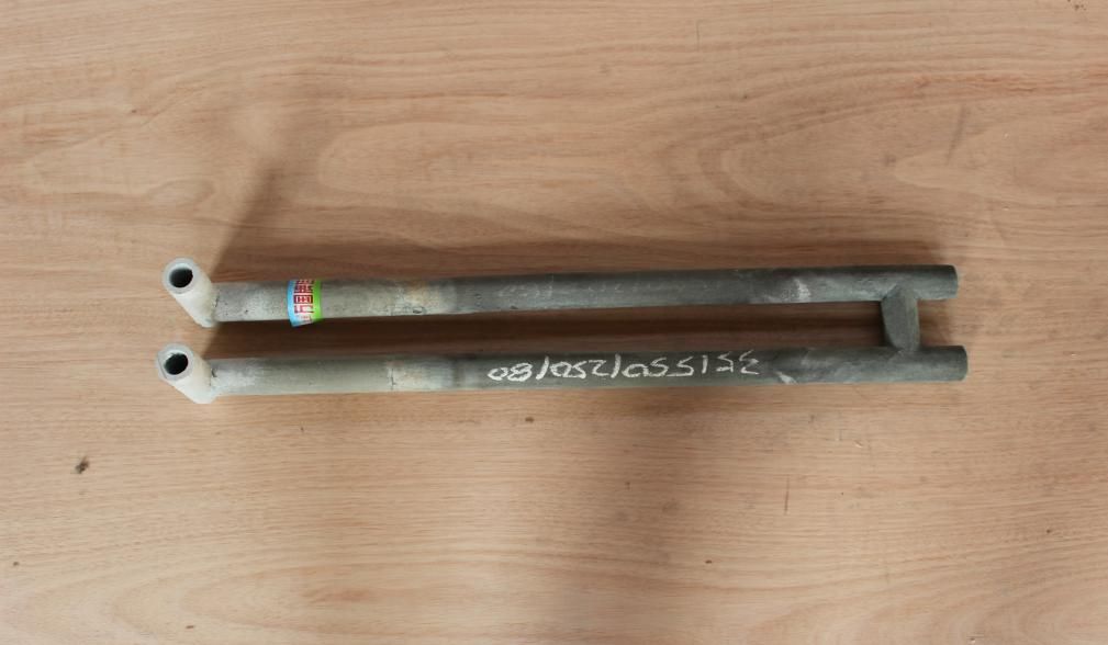 Silicon carbide rod, silicon carbide heating element, silicon carbide heating elements