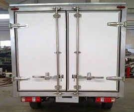 Refrigerator truck