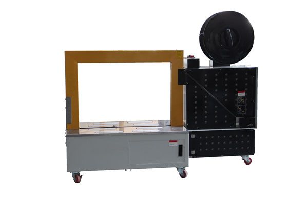 Automatic case/pallet strapping machine