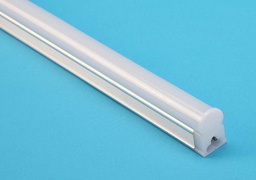 1200mm SMD3014 T5 Aluminum/Plastic led tube