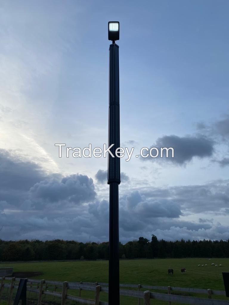 Smart Solar Pole Lights Solar Street Lamps