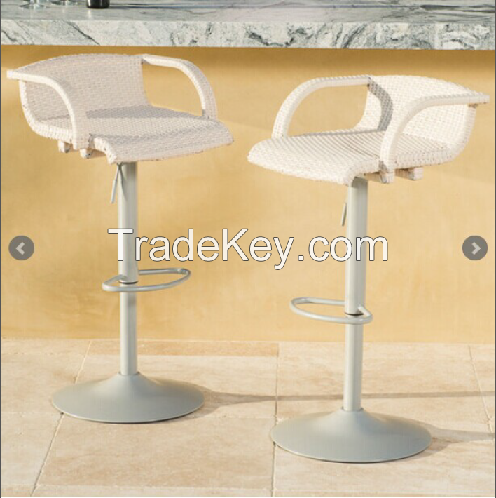 Woven Barstool with armrests in white and brown color