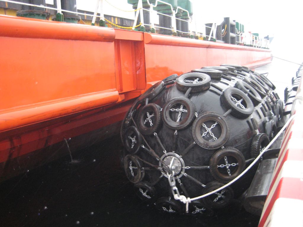 marine pneumatic rubber fender