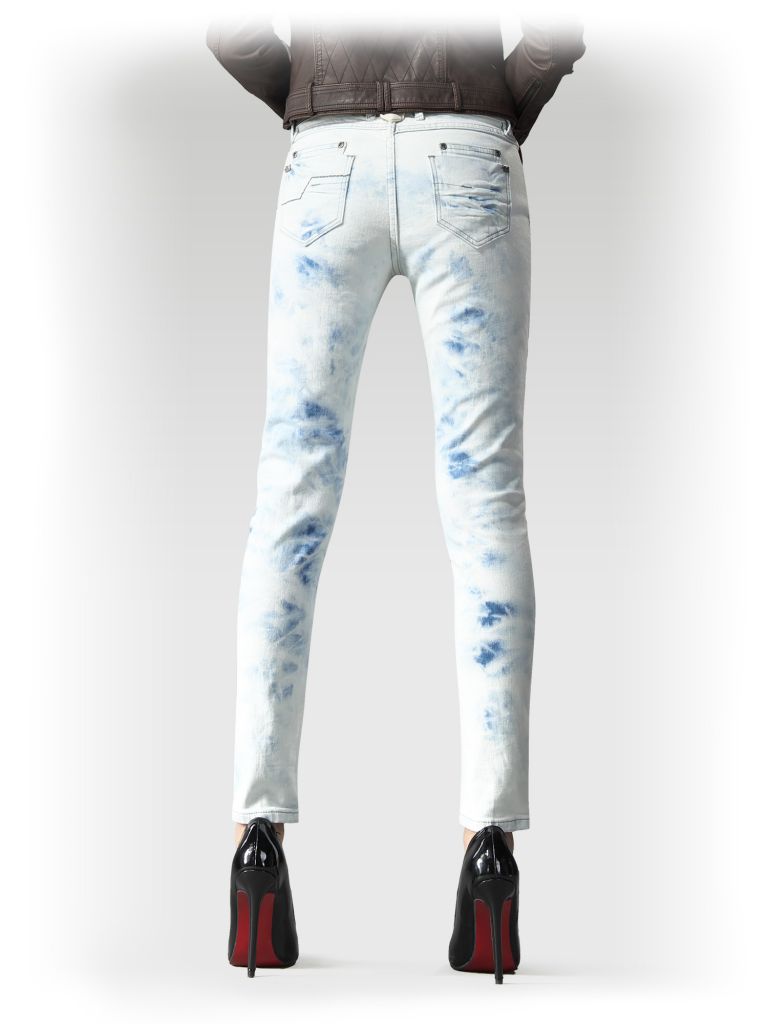 Ladies 98% cotton 2% elastane slim leg denim jeans with multi back pockets