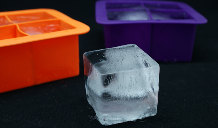 8 Cavity Silicone Jumbo Ice Cube Tray