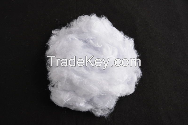 Super white recycled polyester staple fiber