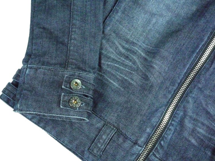 High quality OEM men&#039;s denim jacket with good effect washed