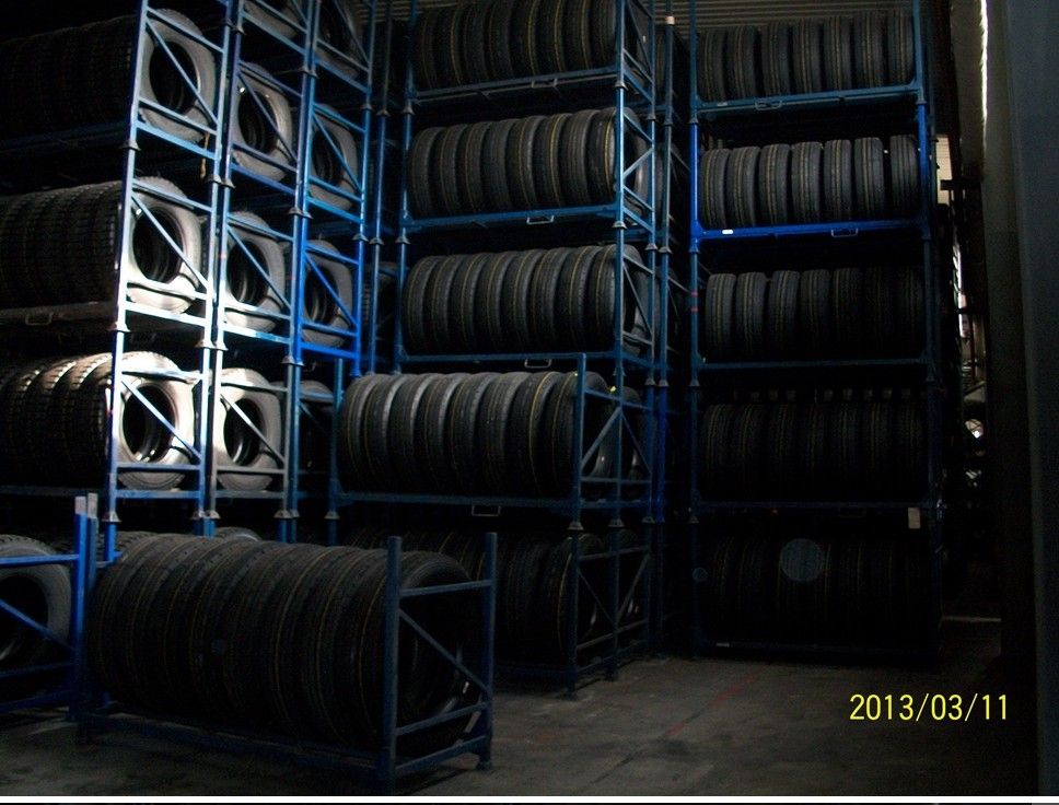 foldable tyre racks