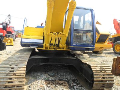 USED KOBELCO SK200-3 EXCAVATOR